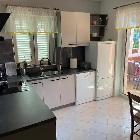 Ena Apartament