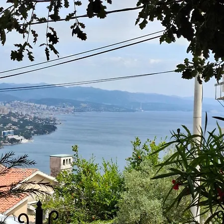 Ena Apartament *